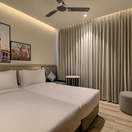 7 Apple Hotel Pratap Nagar, ジャイプール エクステリア 写真