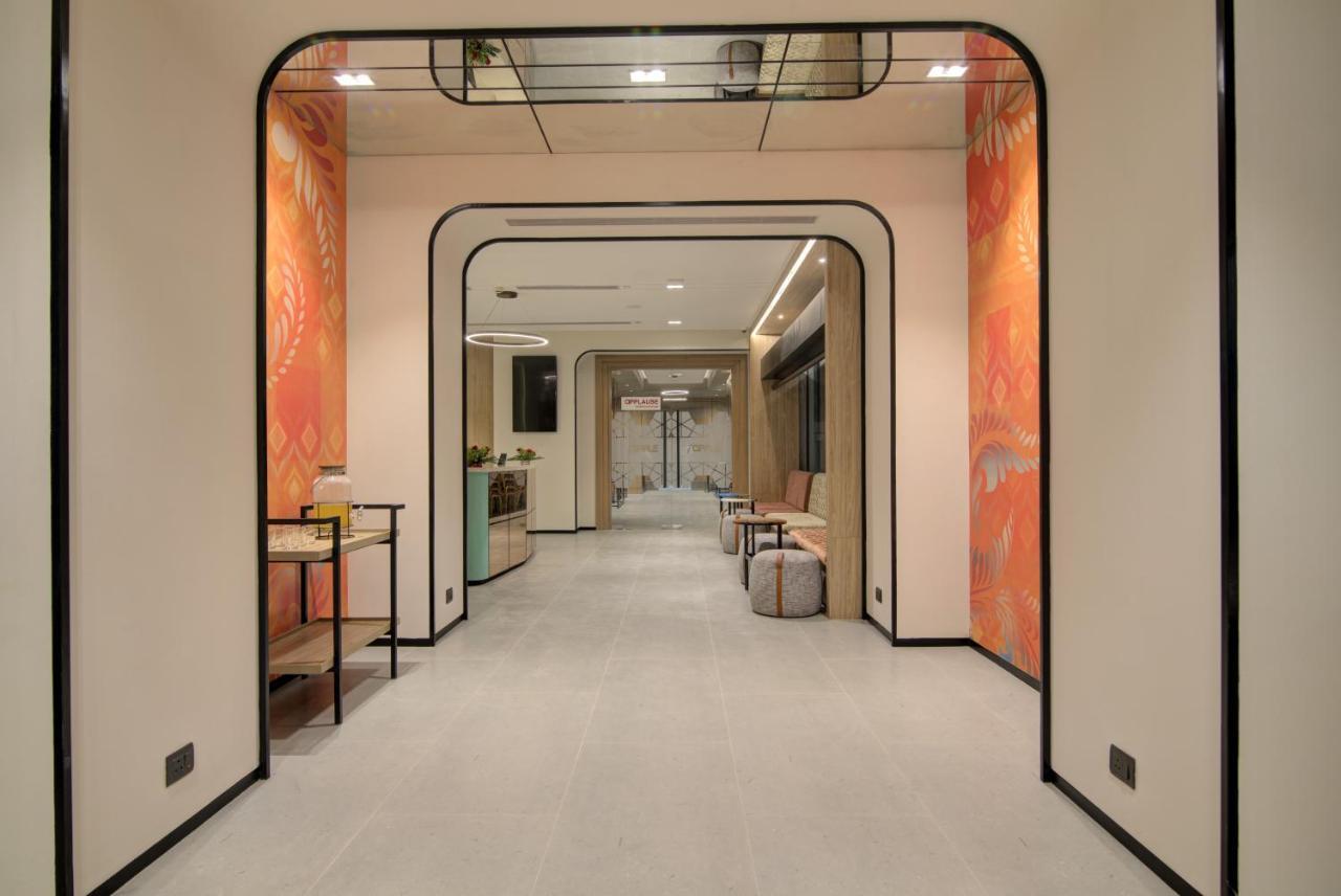 7 Apple Hotel Pratap Nagar, ジャイプール エクステリア 写真