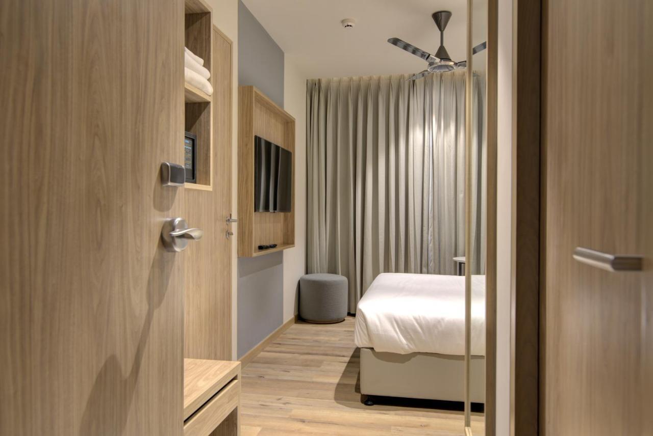 7 Apple Hotel Pratap Nagar, ジャイプール エクステリア 写真